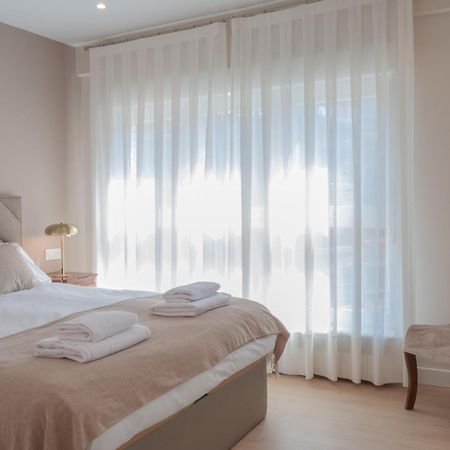 Apartamento Av Costa One Gijón Exterior foto
