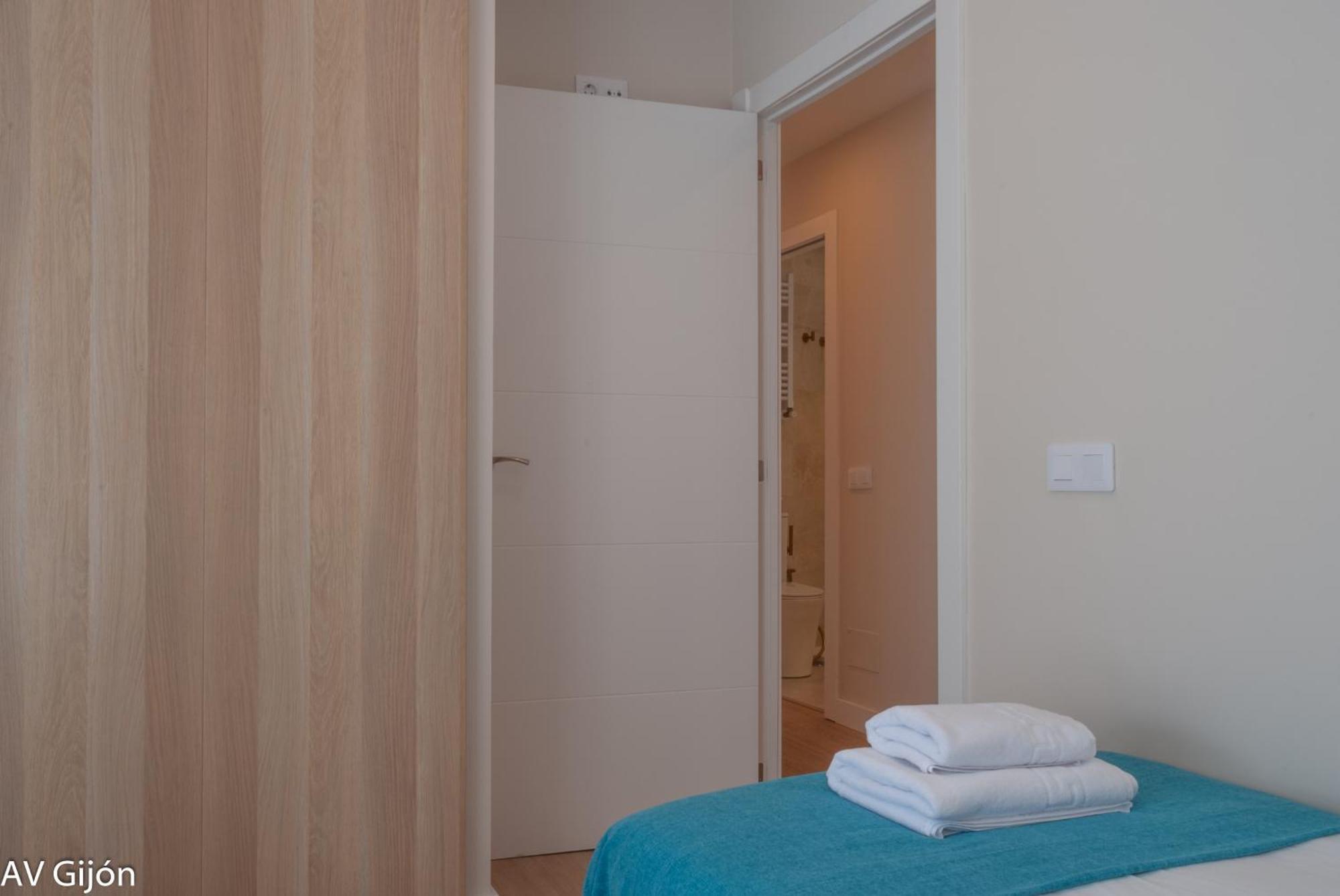 Apartamento Av Costa One Gijón Exterior foto
